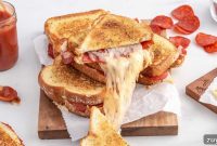 Pizza Grilled Cheese Sandwich Recipe