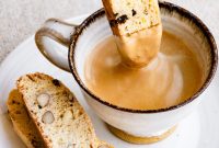 Crisp Fig and Almond Biscotti Recipe