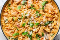 Creamy Chicken and Mushroom Pasta Recipe