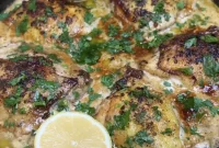 One Pan Creamy Garlic Chicken Thighs