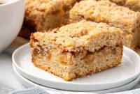 Moist Apple Cinnamon Coffee Cake Recipe