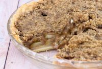 Rustic Pear Pie with Hazelnut Crumble