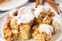 Cinnamon Roll Casserole Recipe with Cream Cheese Glaze