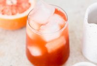 Hormone-Balancing Goji Grapefruit Tonic