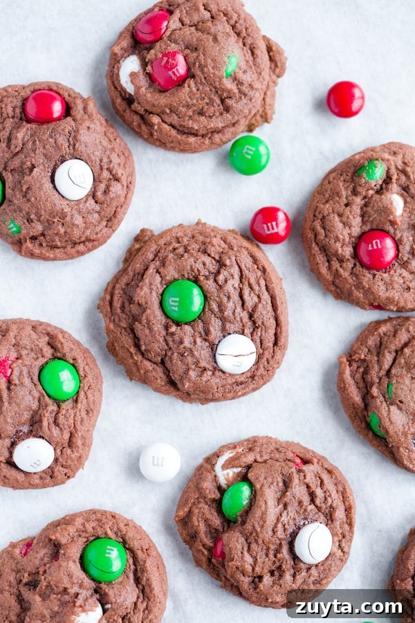 Mint Chocolate M&M Cookies 4 Mint Chocolate M&M Cookies