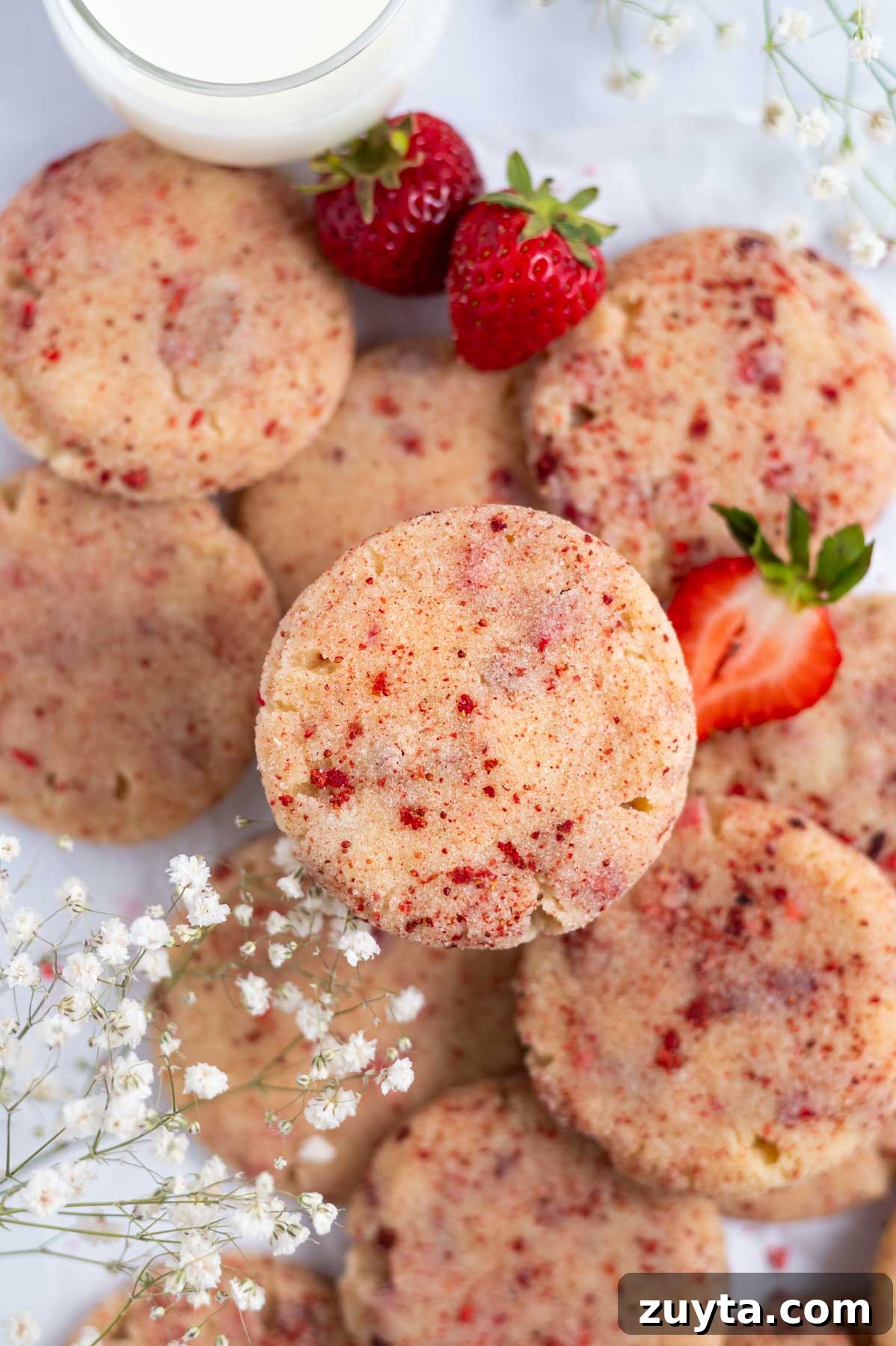 strawberry sugar cookies with milk and fresh strawberries
