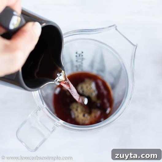 Pouring Cold Coffee | Low-Carb, So Simple