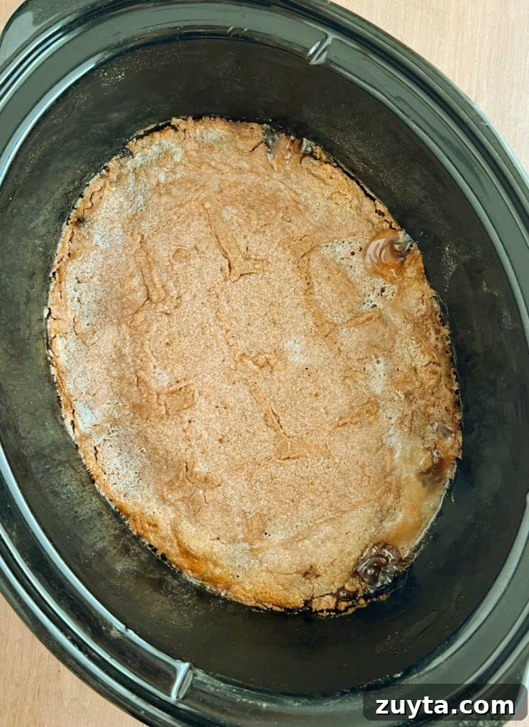 baked apple cobbler in crock pot