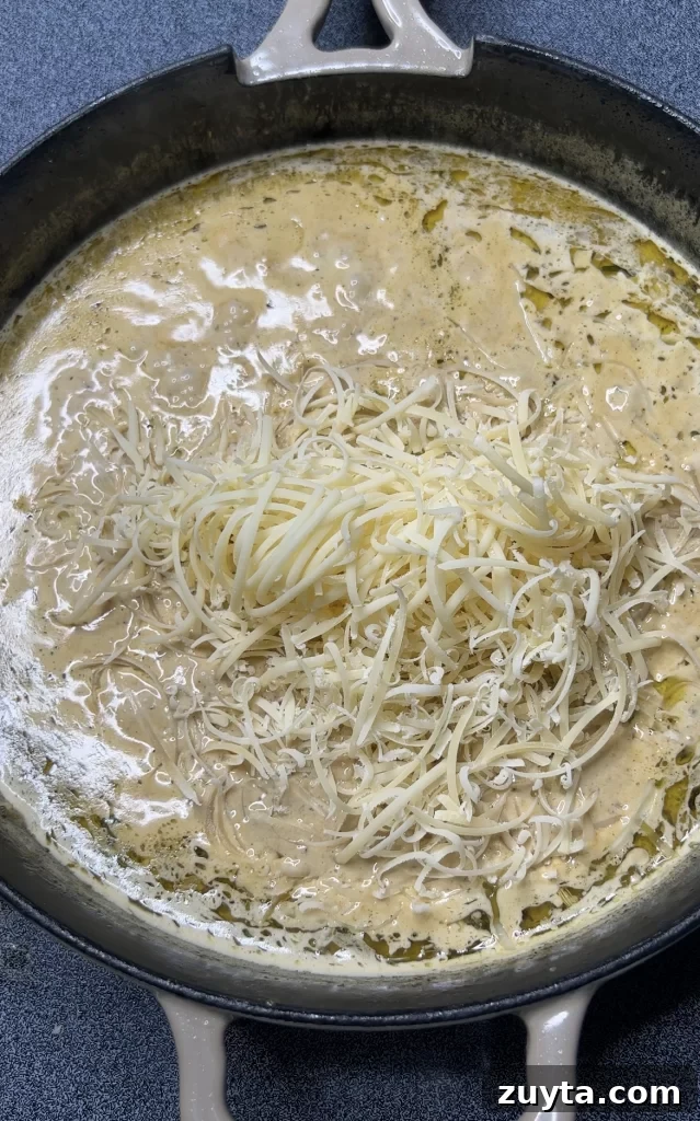 One Pan Creamy Garlic Chicken Thighs 13 img 2784 12