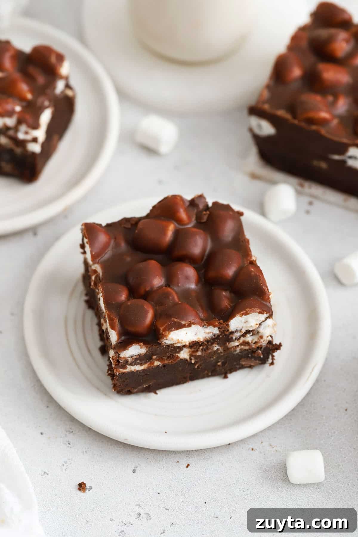 Fudgy Gluten-Free Marshmallow Brownies Recipe 6 gluten-free marshmallow brownies with chocolate frosting