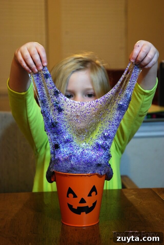 Halloween Spider Slime - fun holiday play for kids! #ad #GameOnTheGo | The TipToe Fairy